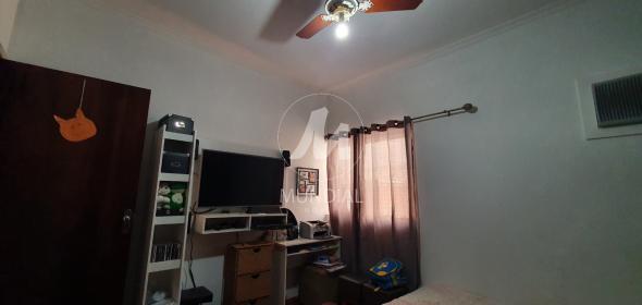 14 - Dormitorio