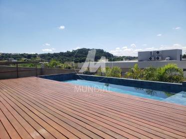 17 - Piscina