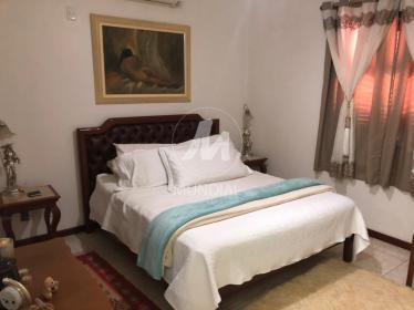 12 - Dormitorio