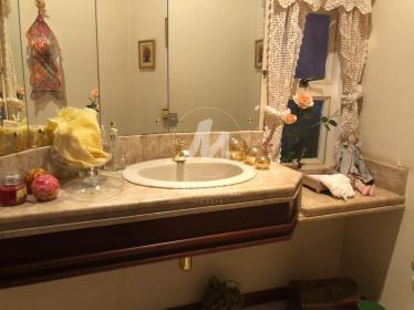 17 - Banheiro/lavabo