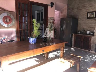 23 - Quintal/corredores