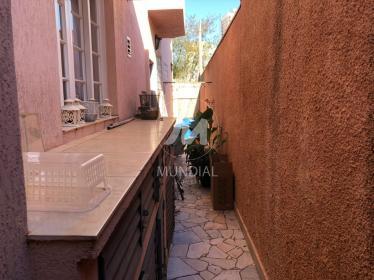 24 - Quintal/corredores