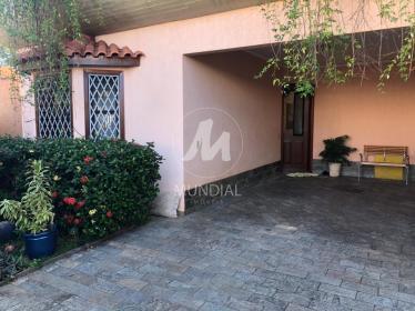 3 - Garagem/estacionamento