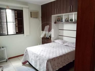 13 - Dormitorio