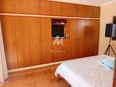 24 - Dormitorio