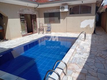 27 - Piscina