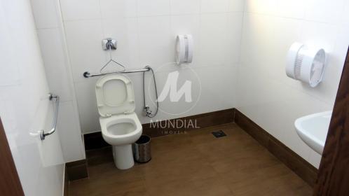 13 - Banheiro/lavabo