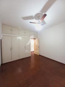 14 - Dormitorio