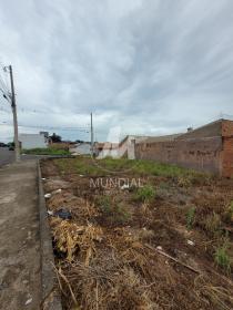 2 - Terreno/Lote