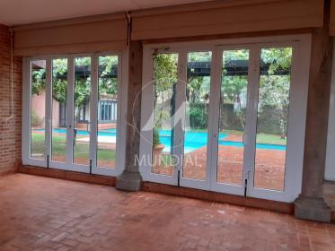 16 - Quintal/corredores