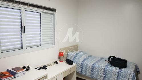 13 - Dormitorio