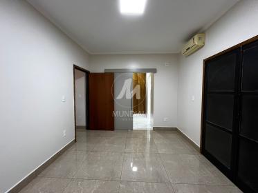 23 - Dormitorio