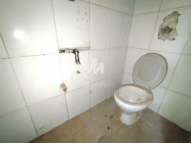 13 - Banheiro/lavabo