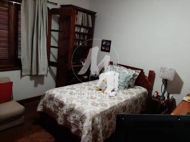 16 - Dormitorio