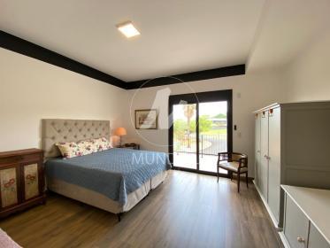 20 - Suite