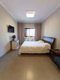 29 - Suite
