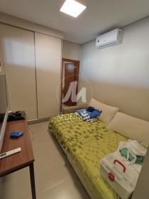 34 - Suite