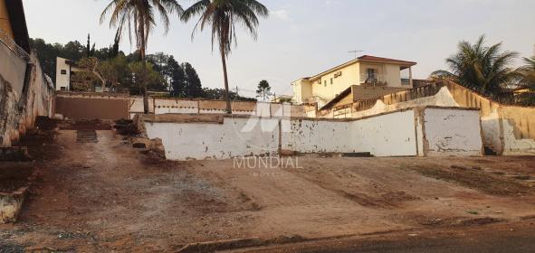 1 - Terreno/Lote
