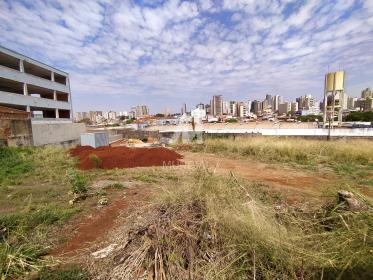 1 - Terreno/Lote