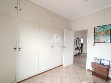 23 - Dormitorio