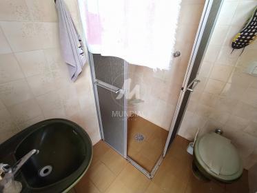 28 - Banheiro/lavabo