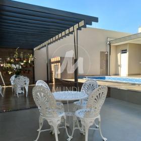19 - Quintal/corredores