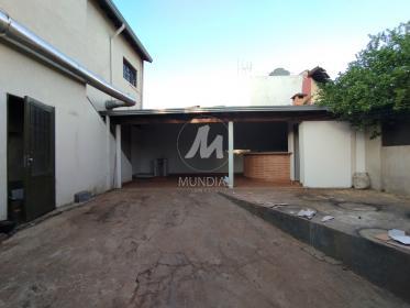19 - Garagem/estacionamento
