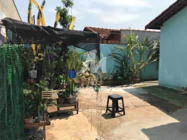 11 - Garagem/estacionamento