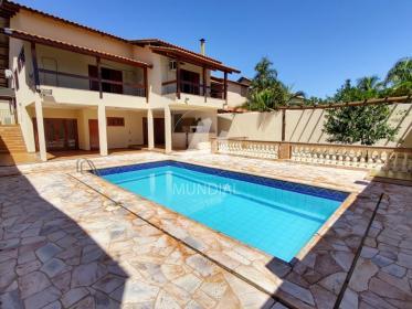 20 - Piscina