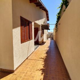 23 - Quintal/corredores