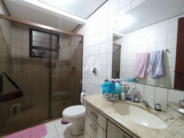 11 - Banheiro/lavabo
