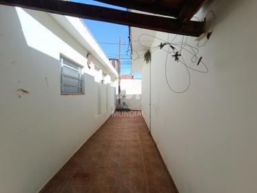 9 - Quintal/corredores