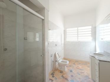 13 - Banheiro/lavabo