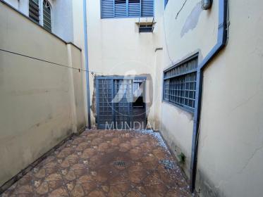 18 - Quintal/corredores