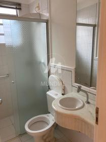 15 - Banheiro/lavabo