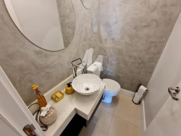 12 - Banheiro/lavabo