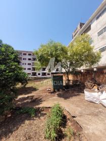 2 - Terreno/Lote