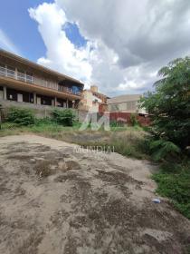 4 - Terreno/Lote