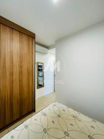 15 - Suite