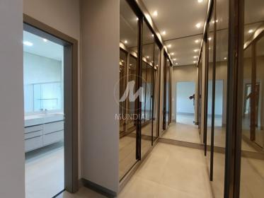 18 - Suite