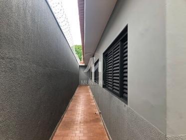 16 - Quintal/corredores