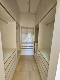 8 - Closet