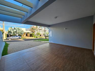 24 - Garagem/estacionamento