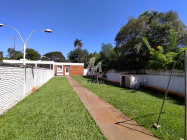 36 - Quintal/corredores