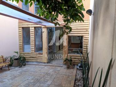 12 - Garagem/estacionamento