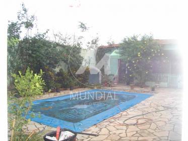 19 - Piscina