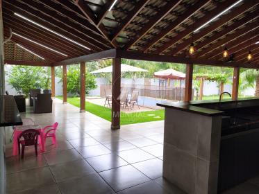 25 - Quintal/corredores