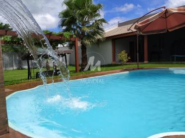 26 - Piscina