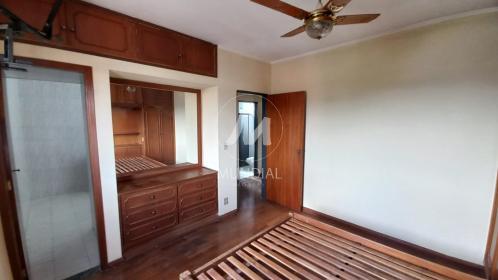 25 - Suite