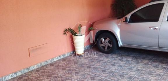 4 - Garagem/estacionamento